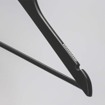 Плечики из дерева для одежды, с перекладиной, L445 мм - C30N-T150B(черн/хром)