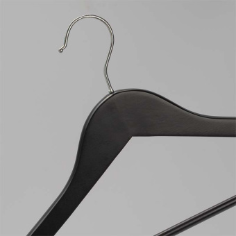 Плечики из дерева для одежды, с перекладиной, L445 мм - C30N-T150B(черн/хром)