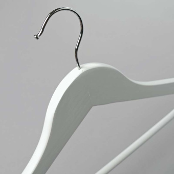 Плечики-вешалка из дерева с перекладиной, L445 мм - C30N-К(бел)