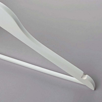 Плечики-вешалка из дерева с перекладиной, L445 мм - C30N-К(бел)