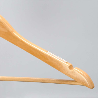 Вешалка-плечики из дерева для одежды, L445 мм - C30N/1-C33XX(светл/зол)