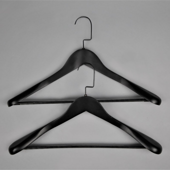 Вешалка-плечики деревянная для одежды, L440 мм - C30-5D/1(черн мат/черн)