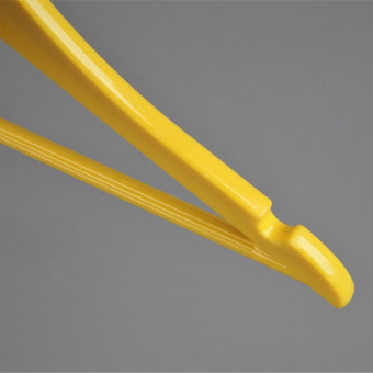 Вешалка-плечики пластиковая детская, L340 мм - В-219(желт)
