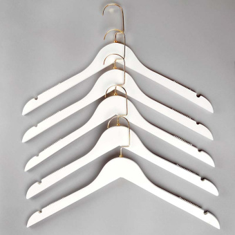 Плечики-вешалка из дерева для одежды, L440 мм - C31/1-К(бел/зол)